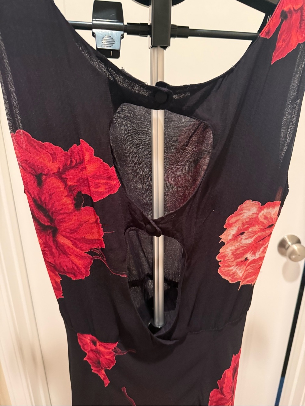 Nostalgia Vintage Y2K Black Floral Maxi Dress with Red Bloom Print - Picture 7 of 15